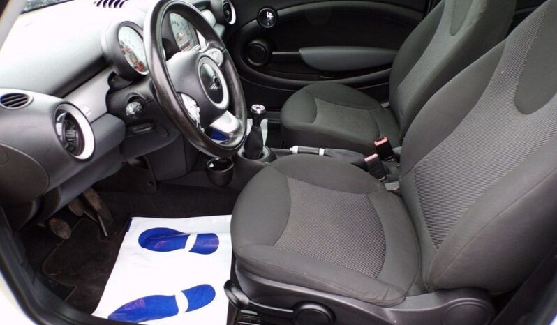 MINI Cooper full