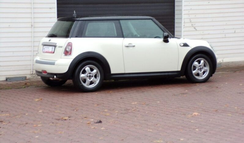 MINI Cooper full