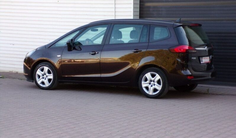 Opel Zafira full
