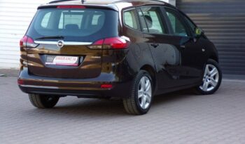 Opel Zafira full