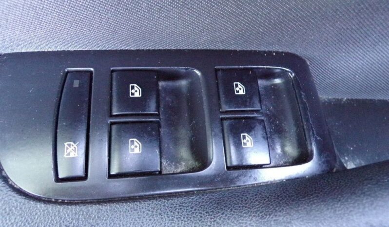 Opel Zafira full
