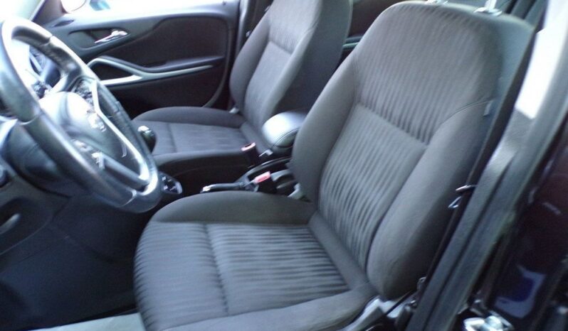 Opel Zafira full
