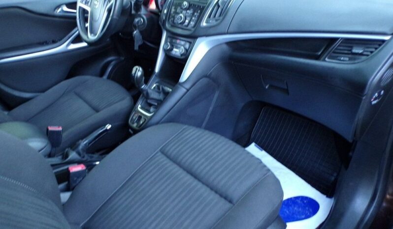 Opel Zafira full