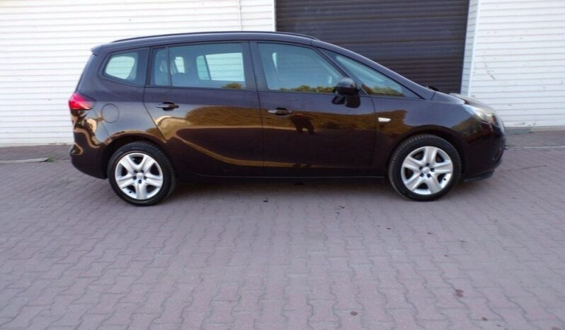 Opel Zafira full