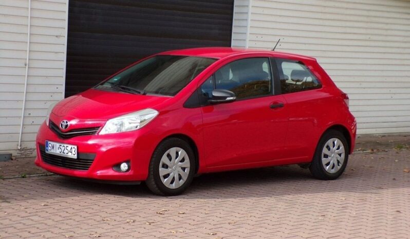 Toyota Yaris full