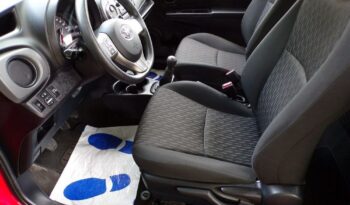 Toyota Yaris full