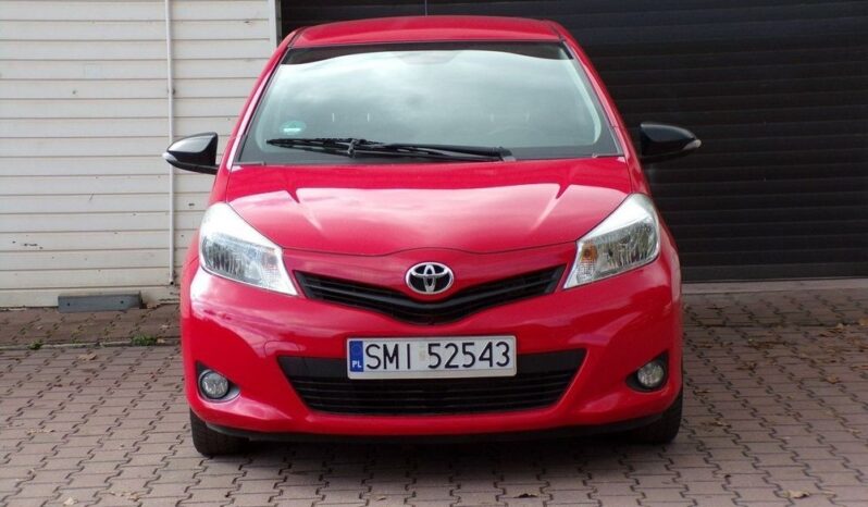 Toyota Yaris full