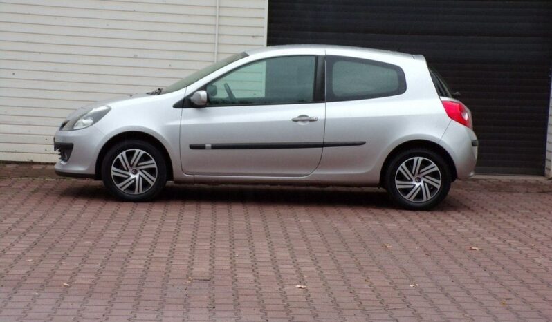 Renault Clio full