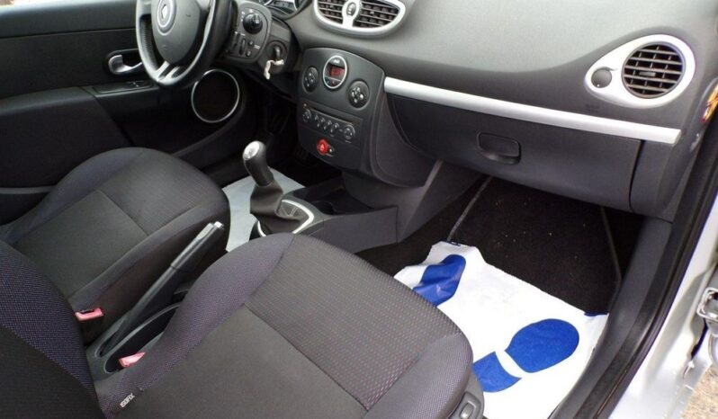 Renault Clio full