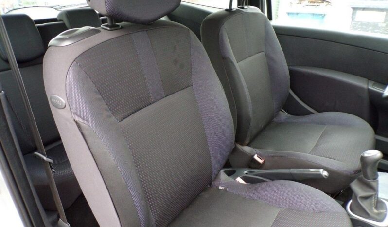 Renault Clio full
