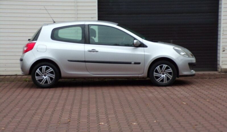 Renault Clio full