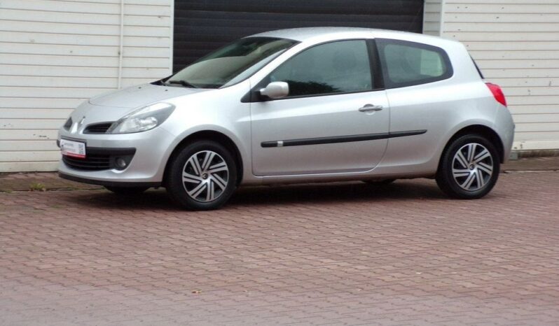 Renault Clio full