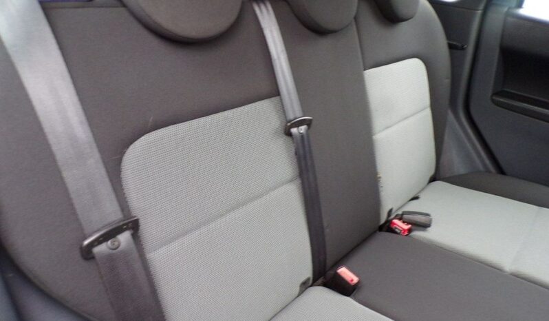 Mitsubishi Colt full