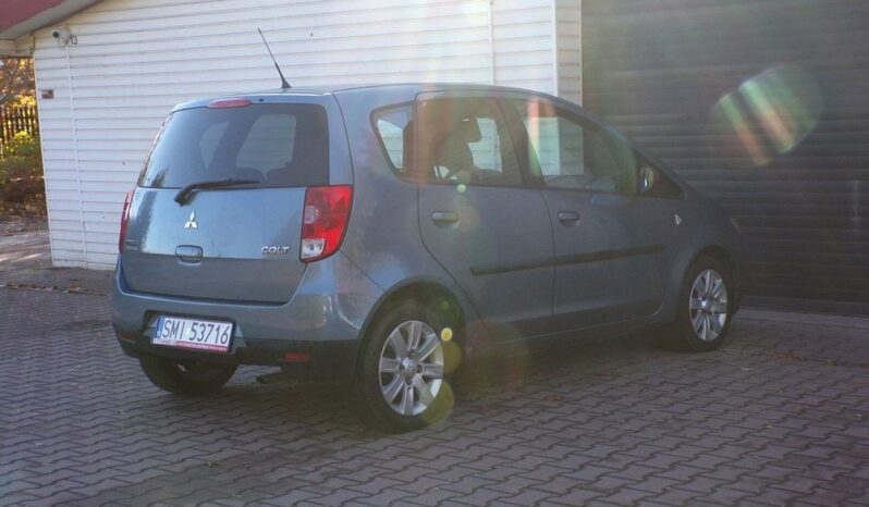 Mitsubishi Colt full