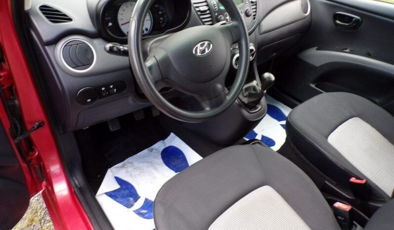 Hyundai i10 full