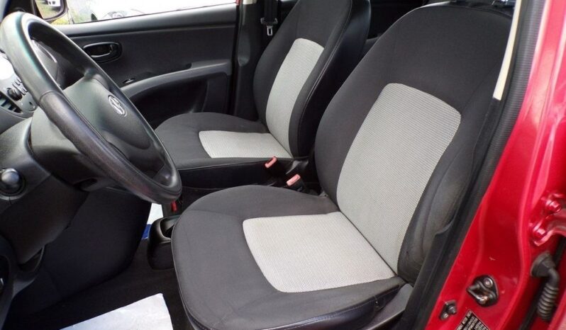 Hyundai i10 full