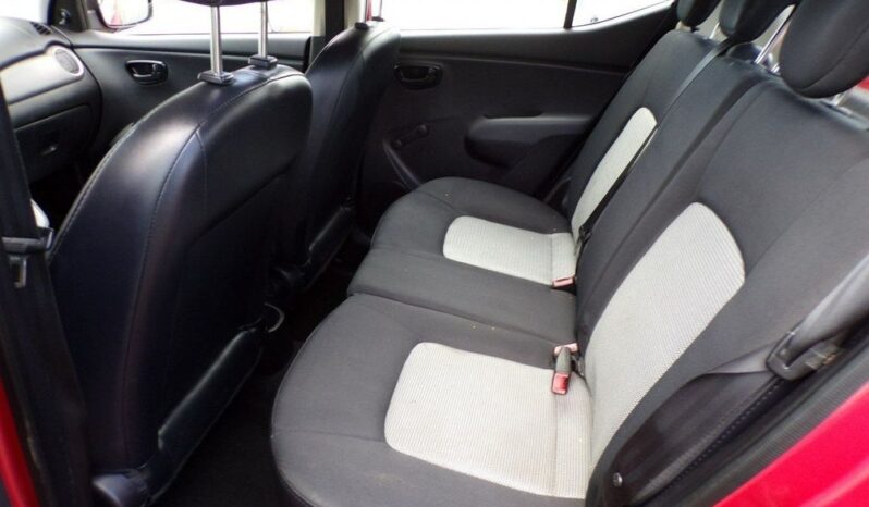 Hyundai i10 full