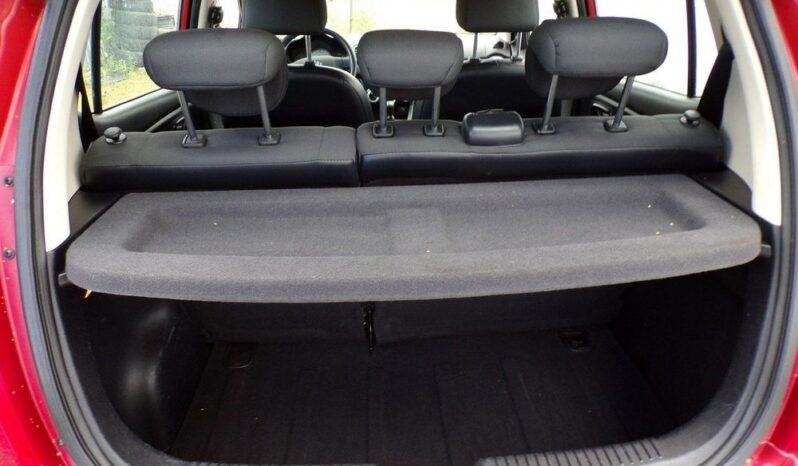 Hyundai i10 full