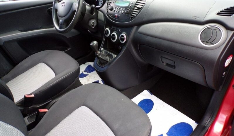 Hyundai i10 full