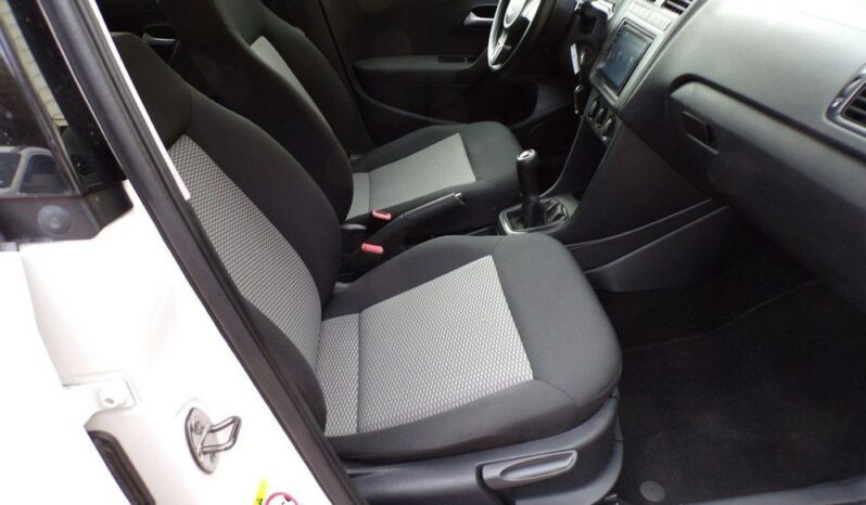 Volkswagen Polo full