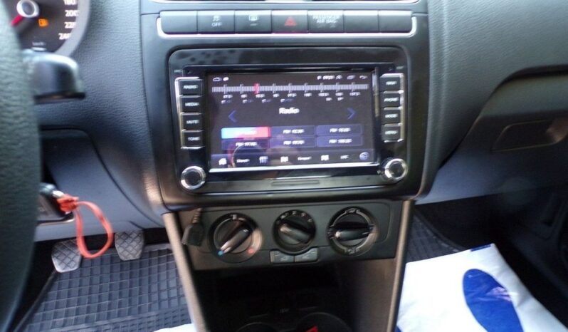 Volkswagen Polo full