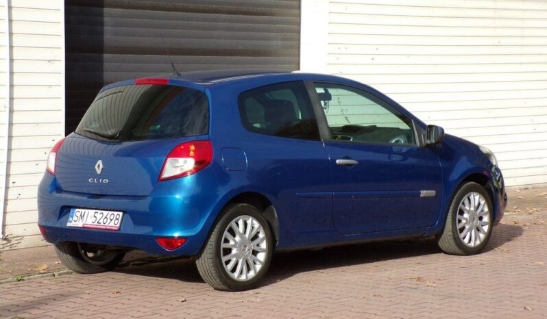 Renault Clio full