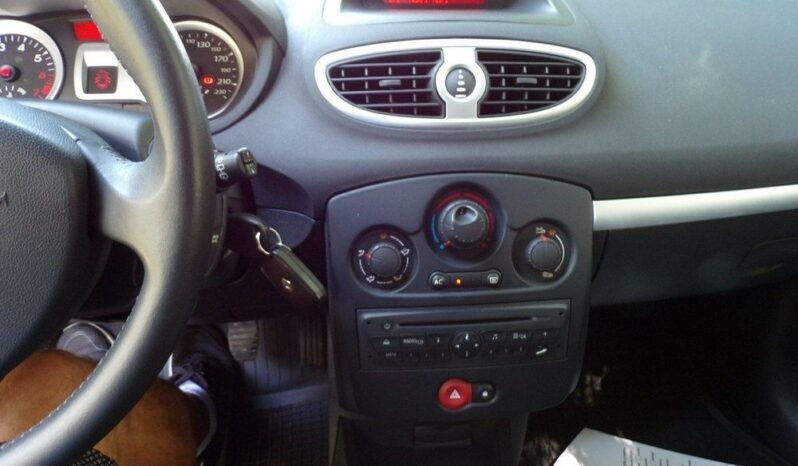 Renault Clio full