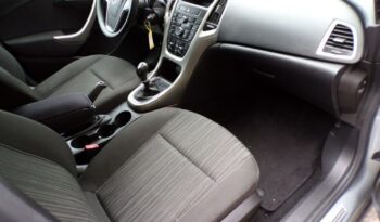 Opel Astra full