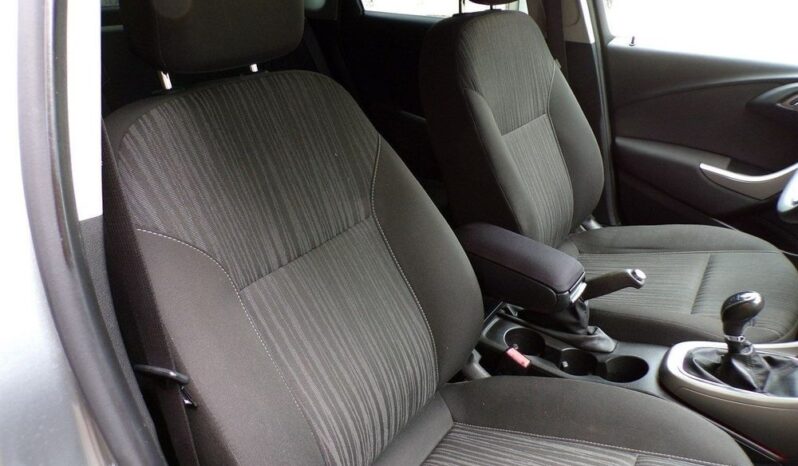 Opel Astra full