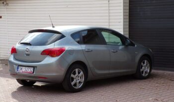 Opel Astra full