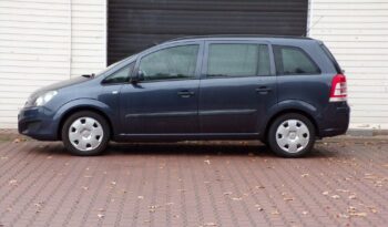 Opel Zafira full