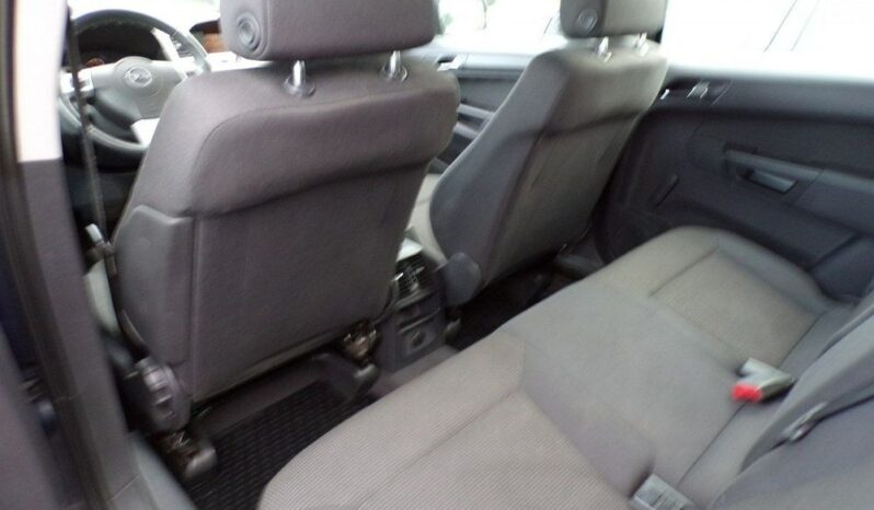 Opel Zafira full