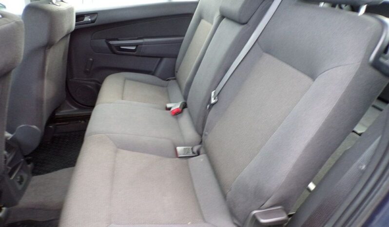 Opel Zafira full