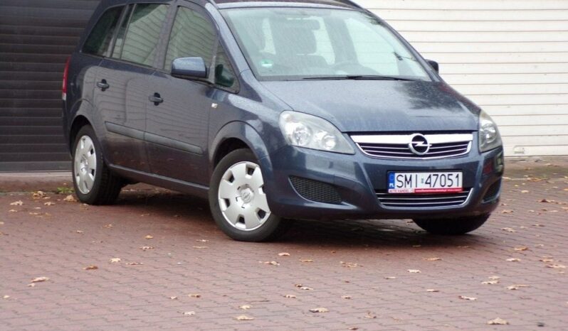 Opel Zafira full