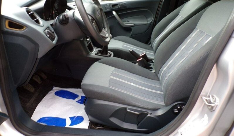 Ford Fiesta full