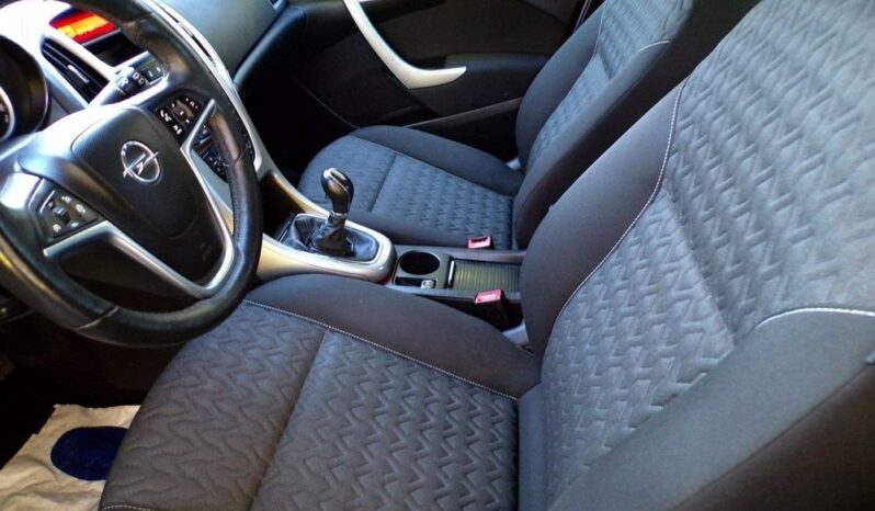 Opel Astra full