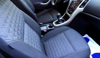 Opel Astra full