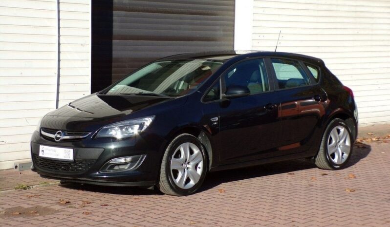 Opel Astra full