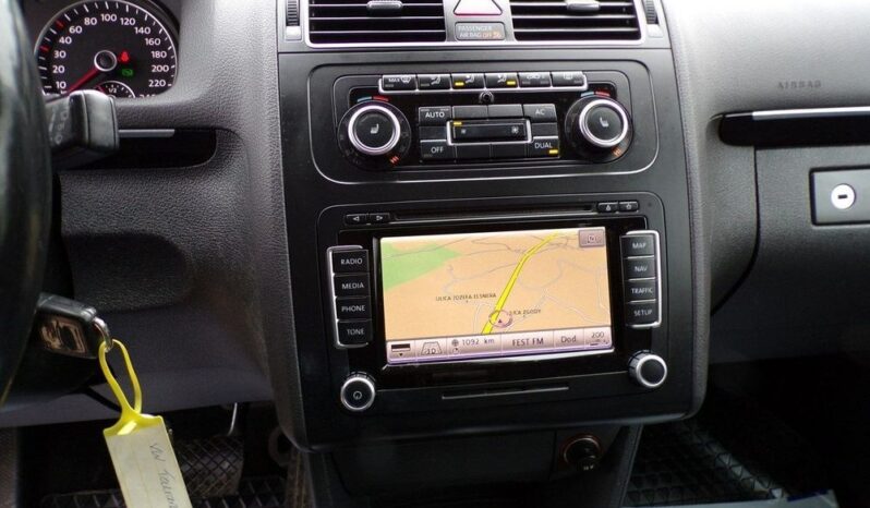 Volkswagen Touran full