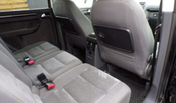 Volkswagen Touran full