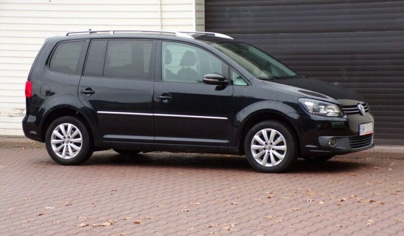 Volkswagen Touran full