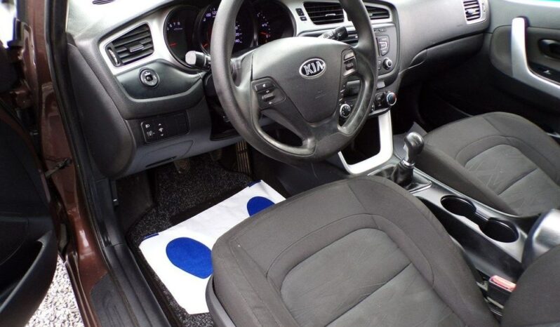 Kia Ceed full
