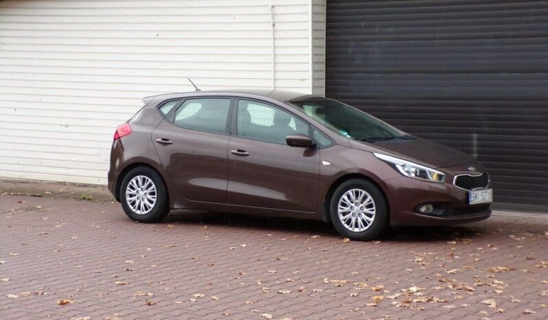 Kia Ceed full