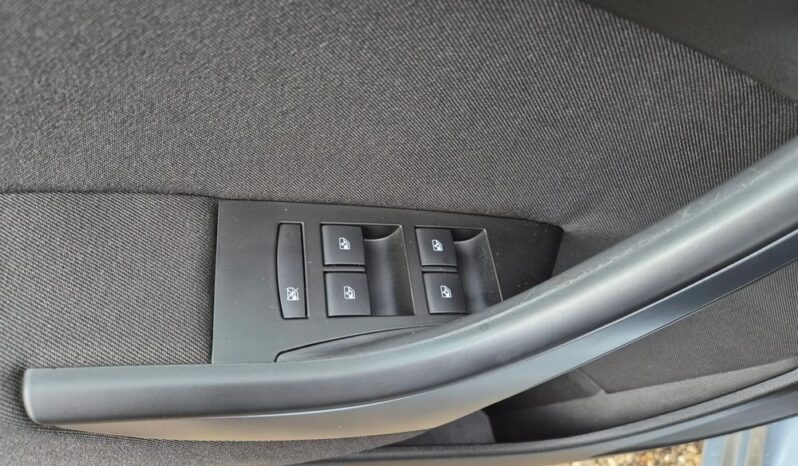 Opel Astra full