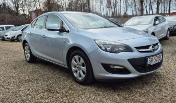 Opel Astra full