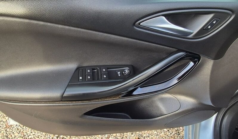 Opel Astra 1.4 Turbo Innovation full