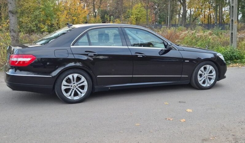 Mercedes-Benz Klasa E 200 CDI DPF BlueEFFICIENCY 7G-TRONIC Avantgarde full