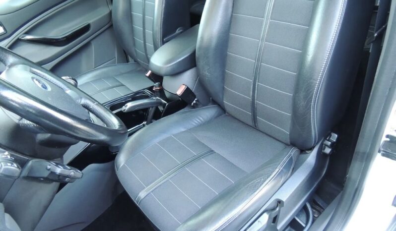 Ford Kuga 2.0 TDCi 4WD Titanium full