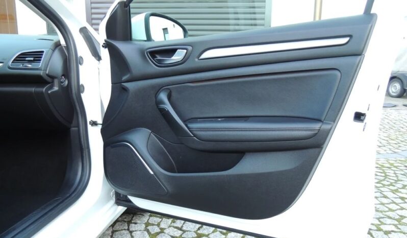 Renault Megane 1.3 TCe FAP Intens full