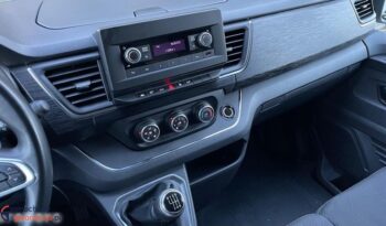 Renault Trafic full